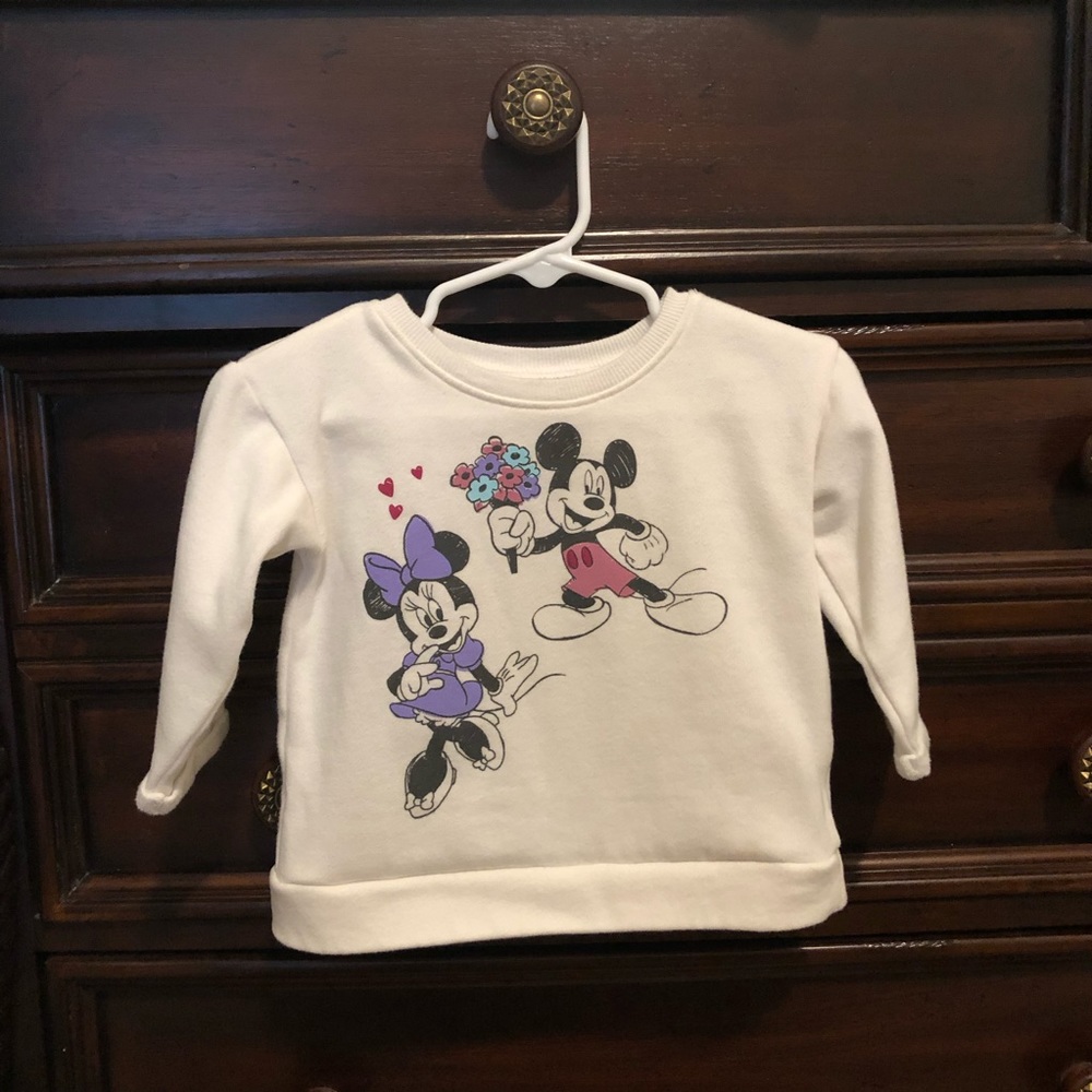 Minnie/Mickey Sweatshirt
